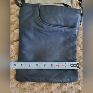 Margot Women's Black Leather Split Pocket Crossbody Bag